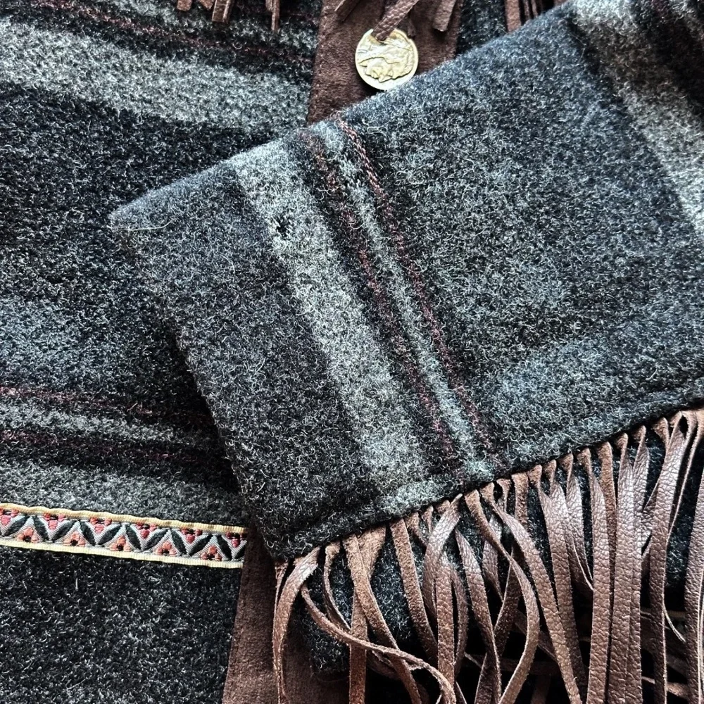 BLEU BLANC ROUGE Vintage Women L Brown/Blue Coat Fringe Suede Yellowstone Tribal